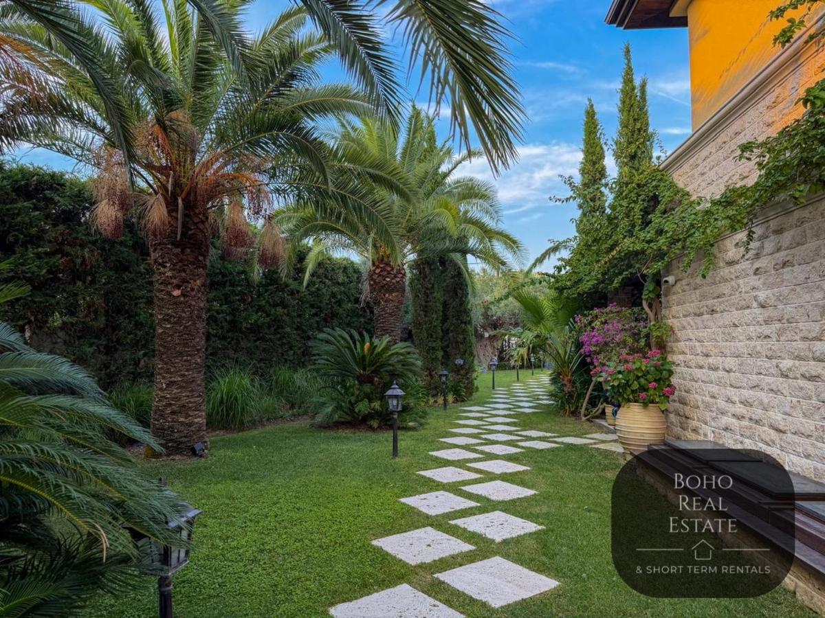 Villa Travertino Al Mare - B&B Poseidi