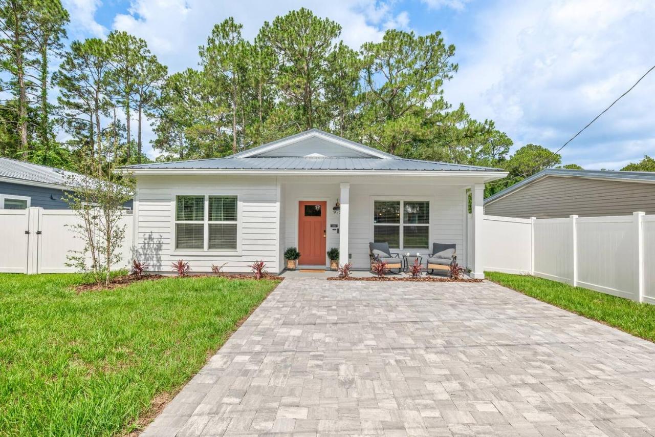 New Family & Pet Oasis w/ Fenced Yard - Bed and Breakfast Saint Augustine