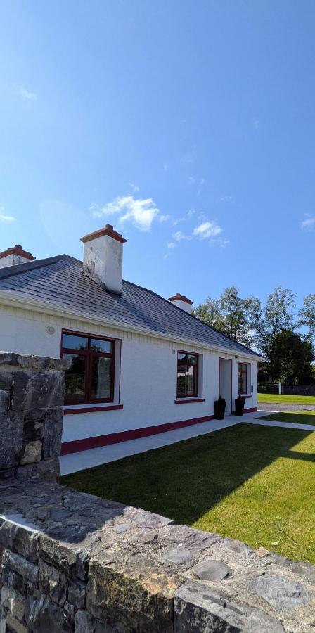 The Old Post Office Cottage - B&B Castlebar