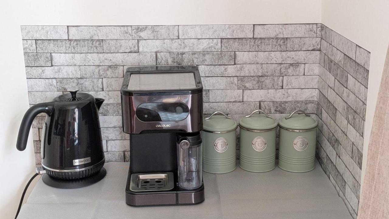 The Old Post Office Cottage - B&B Castlebar