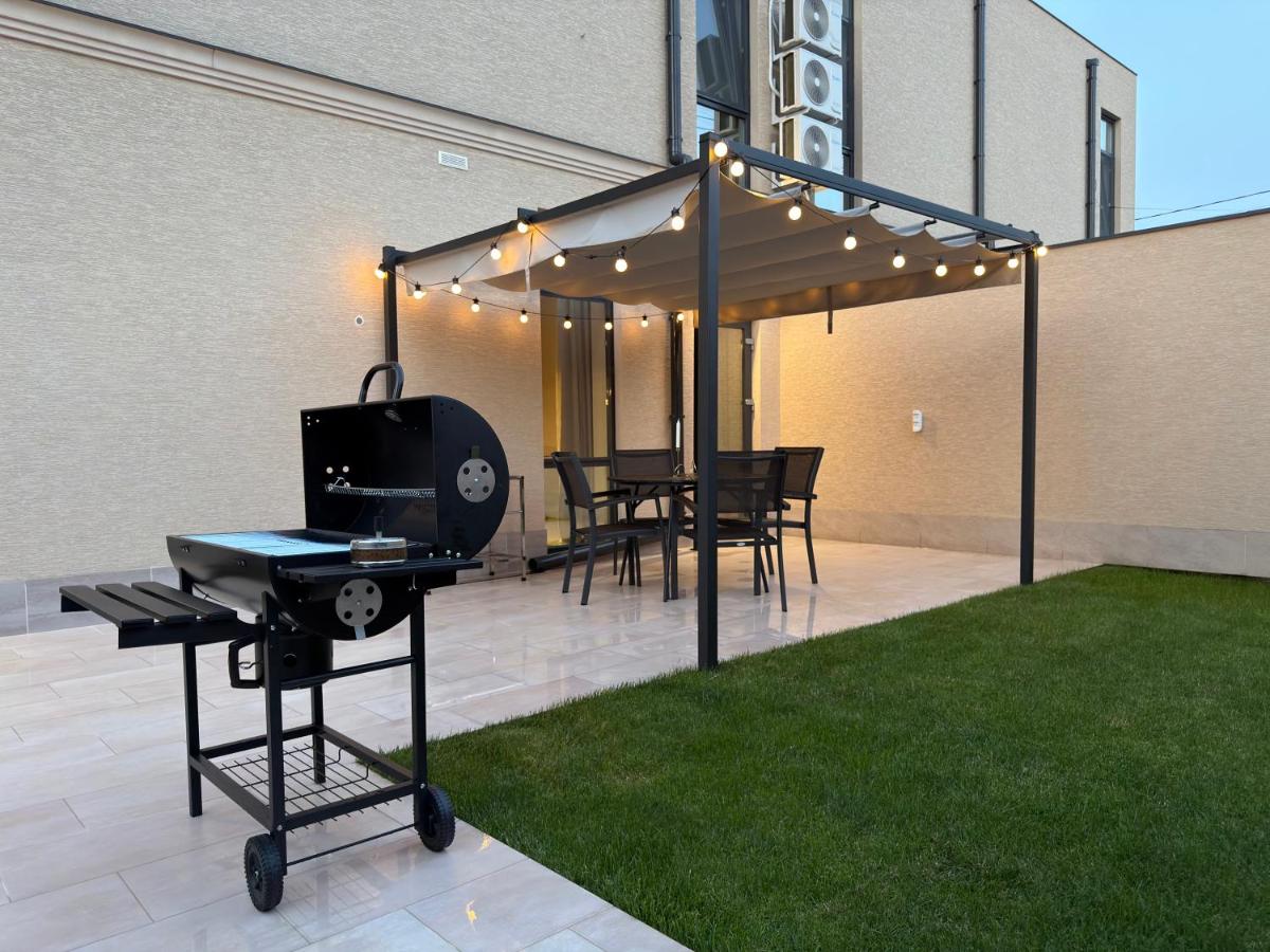 Luxe House Odessa Private Jacuzzi BBQ, Free Parking - B&B Odesa