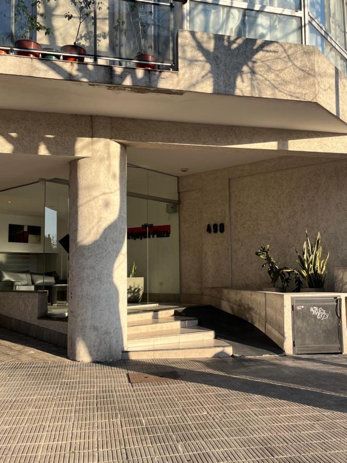 MyN 2 - B&B La Plata
