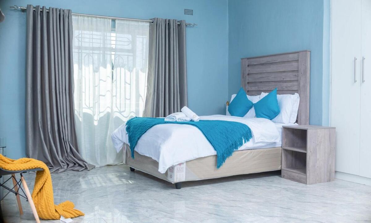 3 Bed Bulawayo Home Backup Power Sleeps 10 - Ferienwohnung Bulawayo