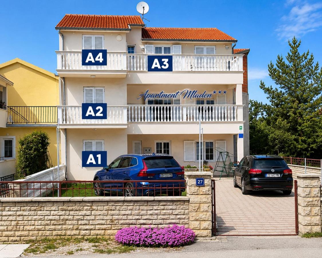 Apartment Mladen - B&B Biograd na Moru
