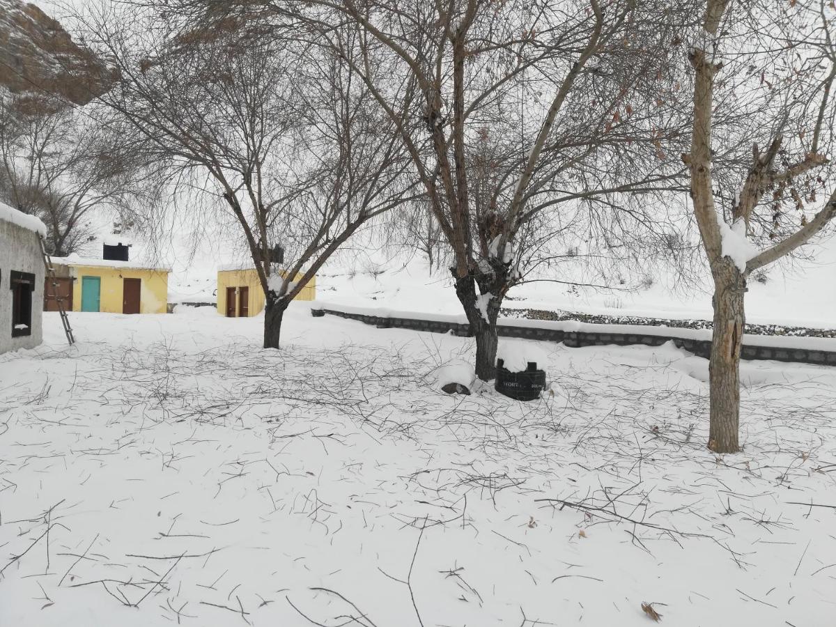 Middleland homestay kaza - Chambres d'hôtes Kāza