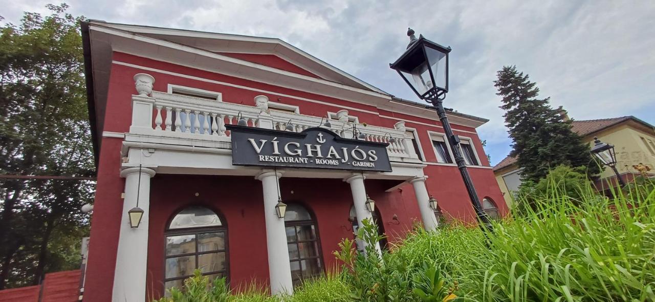 Víghajós Panzió - Ferienwohnung Budapest