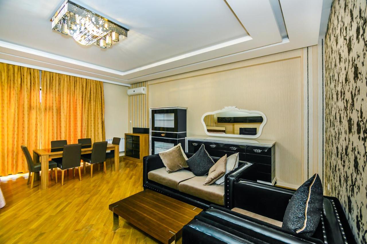 Kolorit Modern Apartment - Bed and Breakfast Bakoe