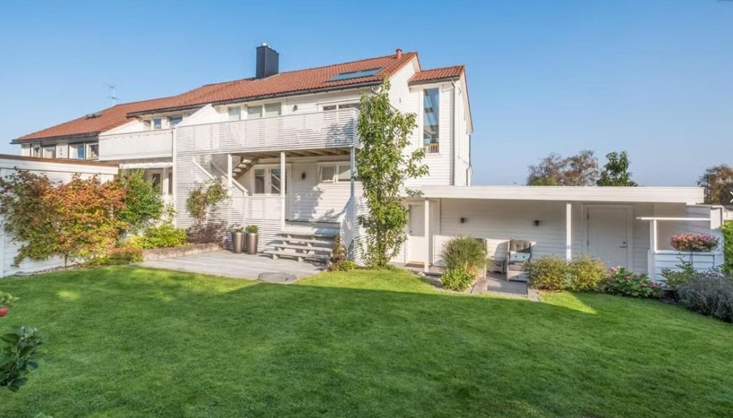 Central, Spacious House, Gym & Parking - B&B Stavanger