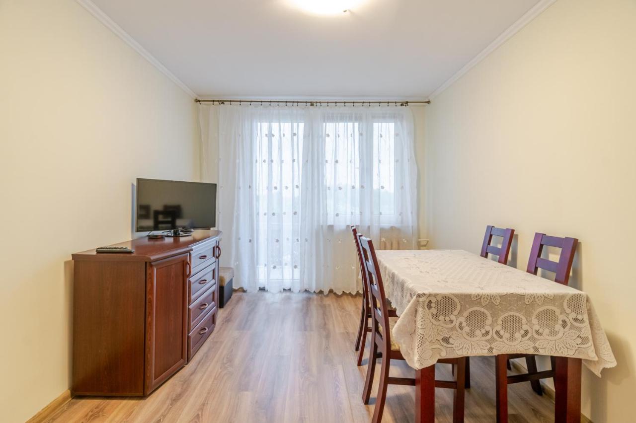 Przyszłości Comfort Stay Apartment by BookingHost - Ferienwohnung Gleiwitz