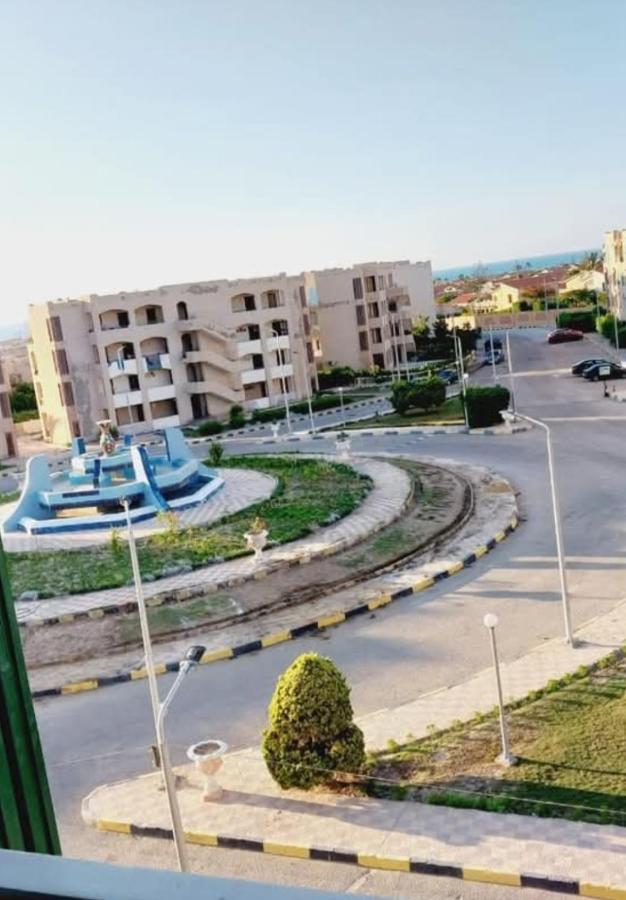 ستوديو غرفة وصالة قرية شاطئ الفيروز الساحل الشمالي - Chambres d'hôtes Qaryat Shurūq