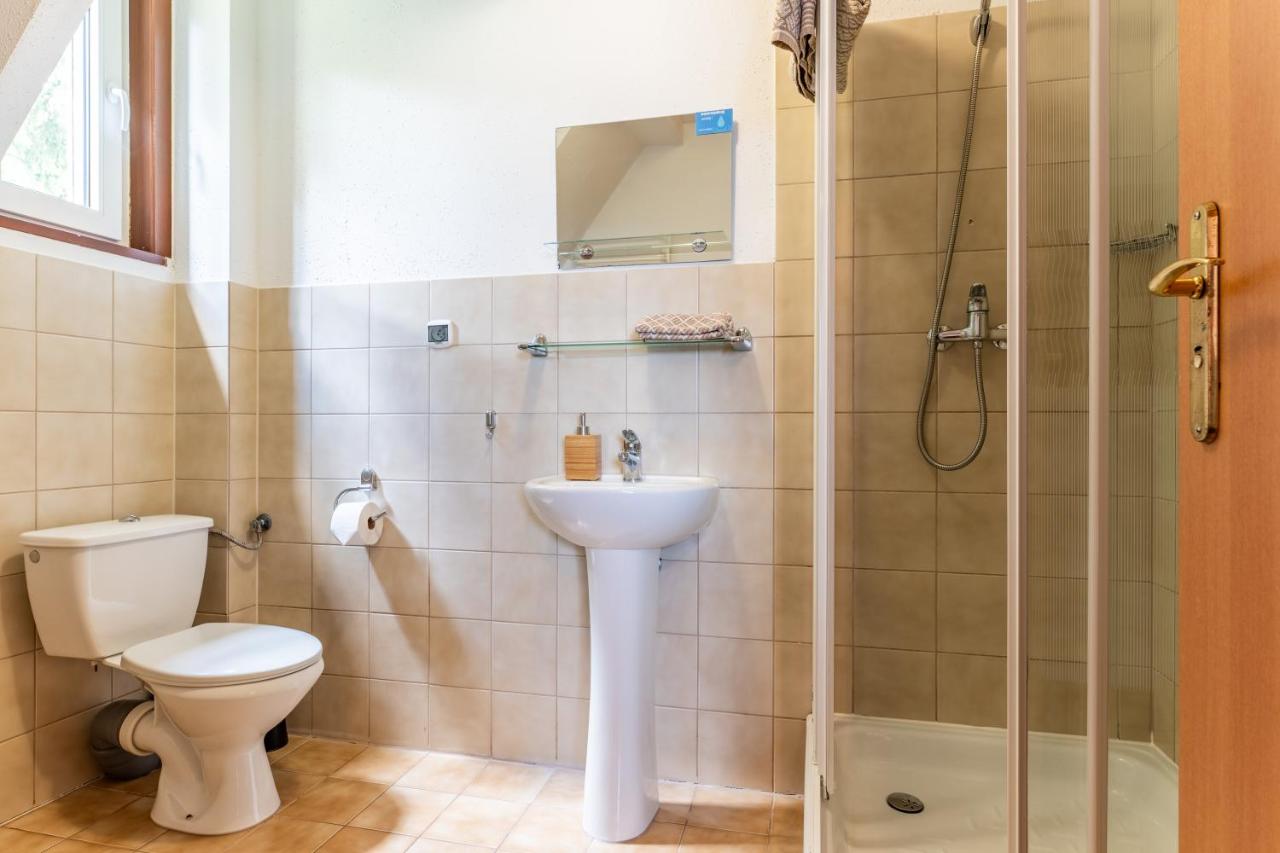Habitación Cuádruple con baño