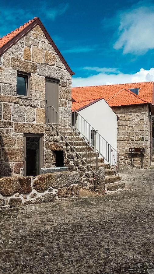 Villã - Casas de Campo - B&B Paredes