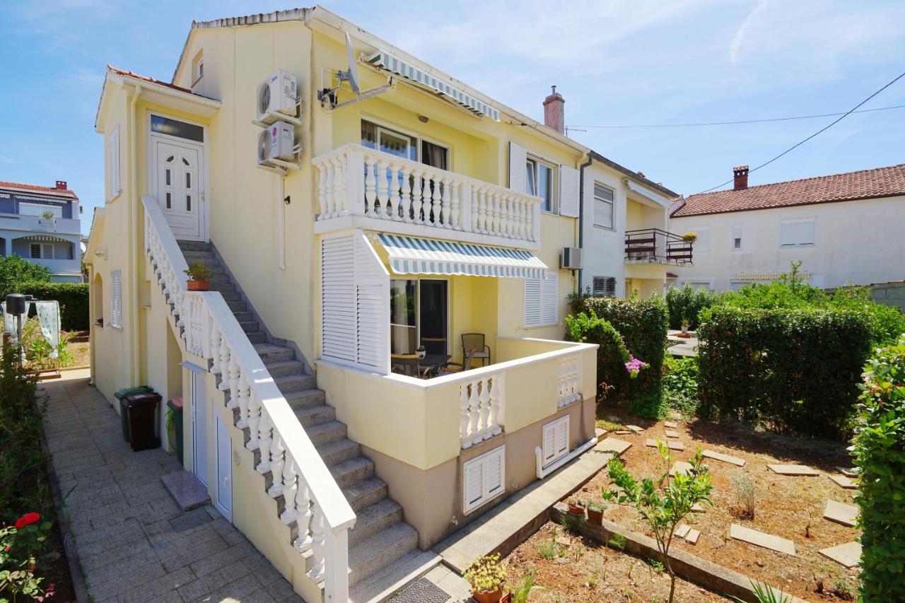 Apartments Cvita - B&B Zara