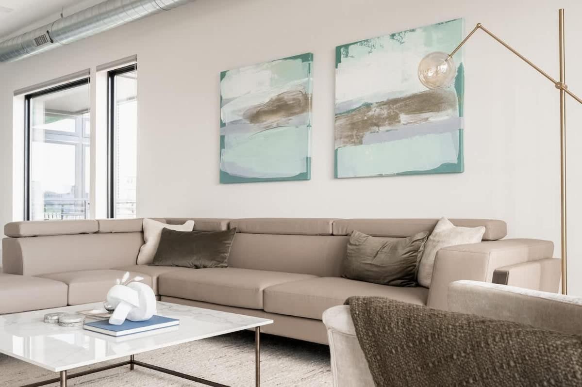 City Views! - Chic Jefferson Park Condo - Tesoro - Ferienwohnung Denver