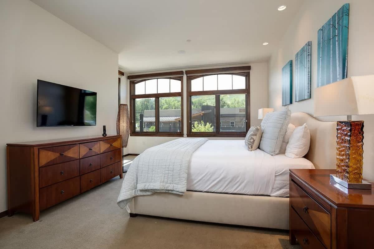 Sprawling Condo - Central Downtown - Summer AC - B&B Steamboat Springs