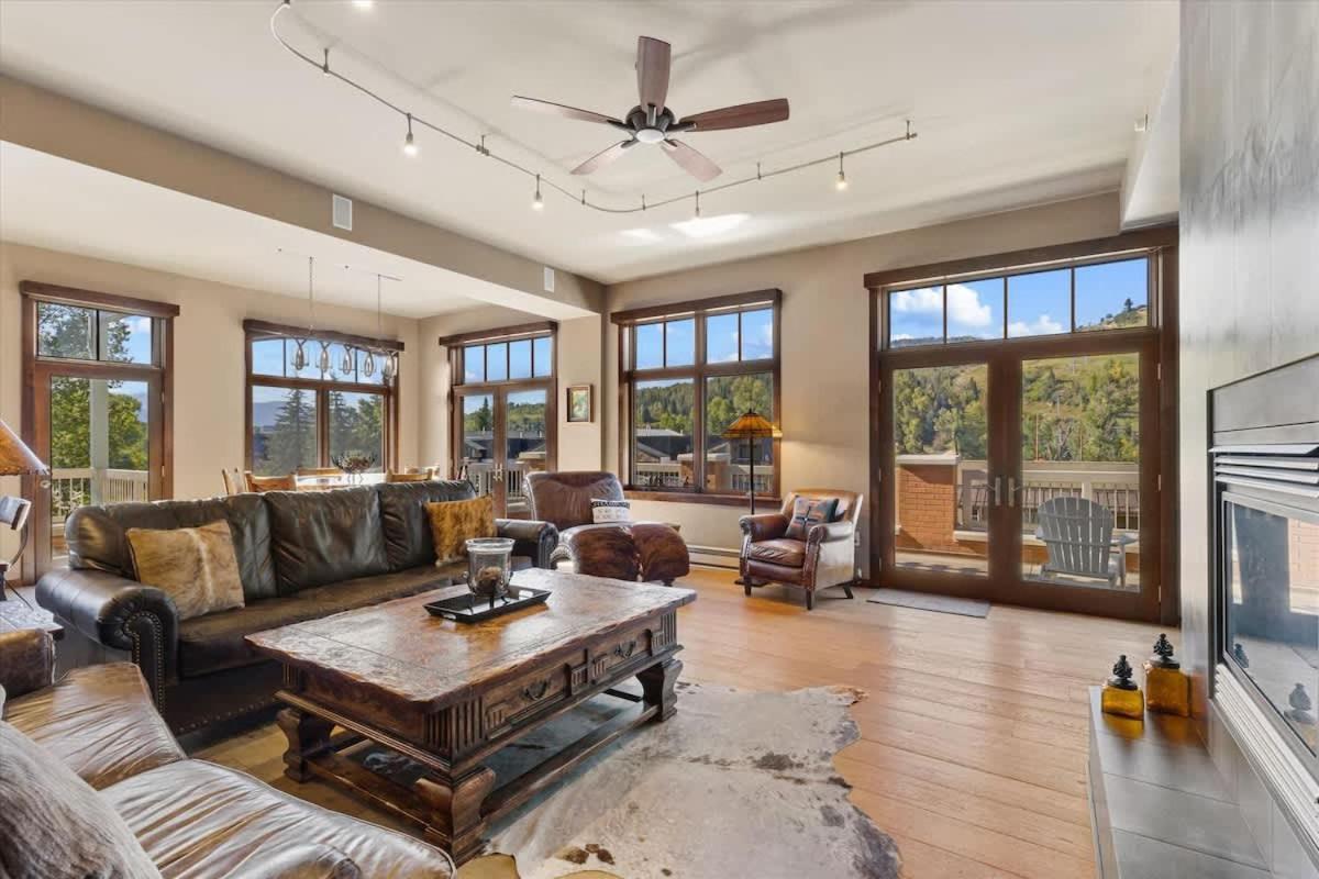 Sleek Mountain Retreat - Downtown - Summer AC - Ferienwohnung Steamboat Springs
