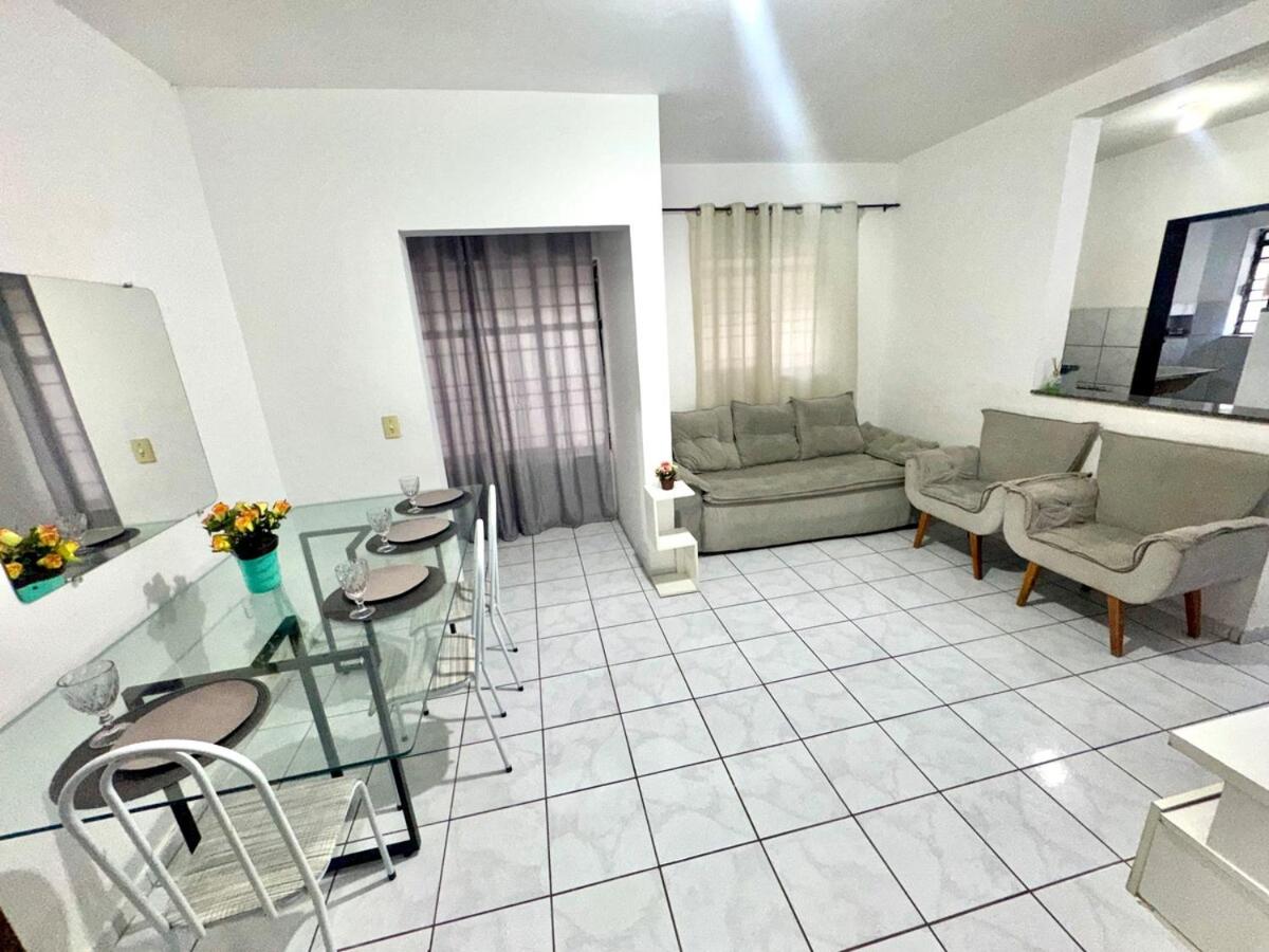 APT3S Grande Centralizado com 2 Quartos WIFI Smart TV Garagem ARcondiconado - B&B Petrolina