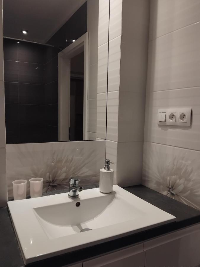 Dąbrowa Comfort - Ferienwohnung Łódź