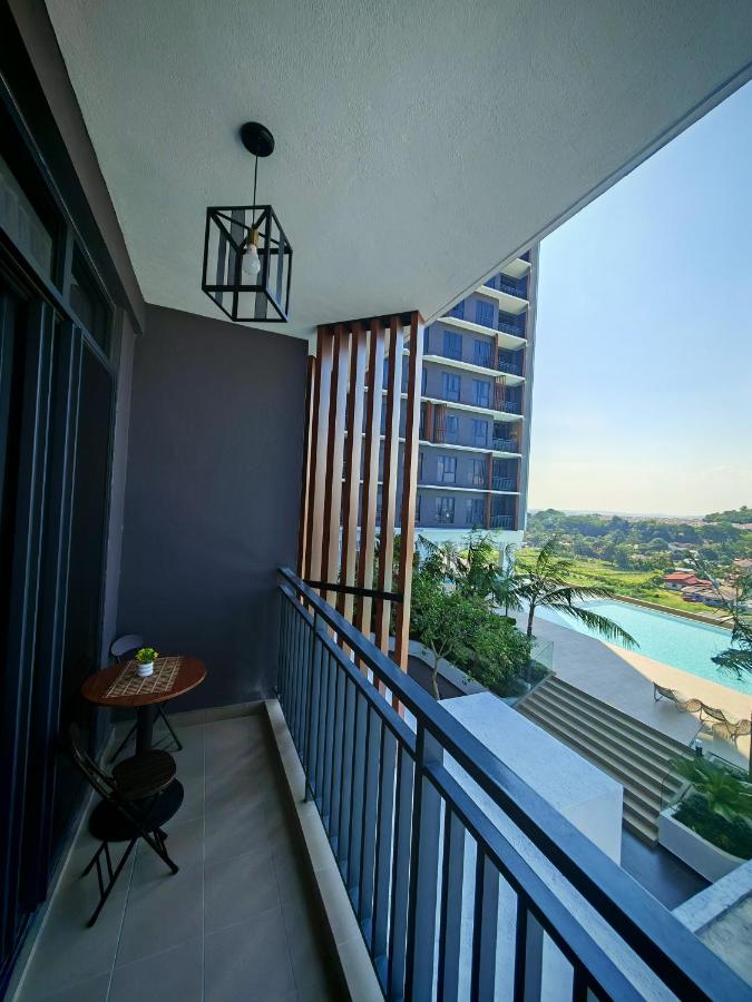 Akshtra Homestay at Noa Residence - Chambres d'hôtes Malacca