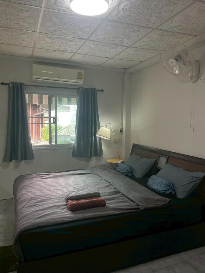 Haiya Guesthouse room 7 - B&B Chiang Mai
