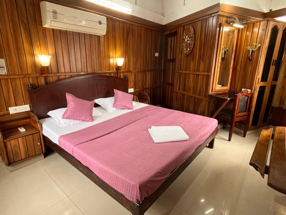 Anna Maria Residency - B&B Kochi