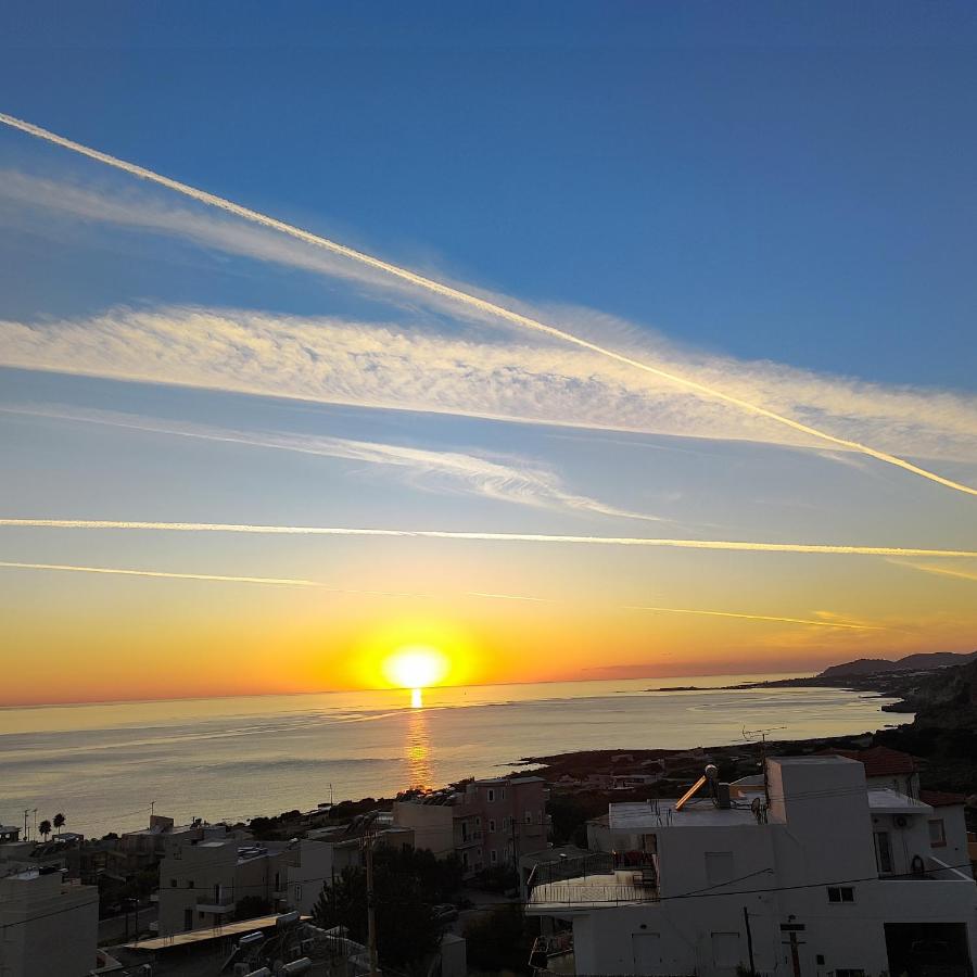 Petrakis sunset - B&B Palaióchora