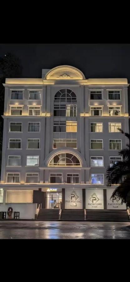 Wavy Designer Apartment MM Alam road - Chambres d'hôtes Lahore