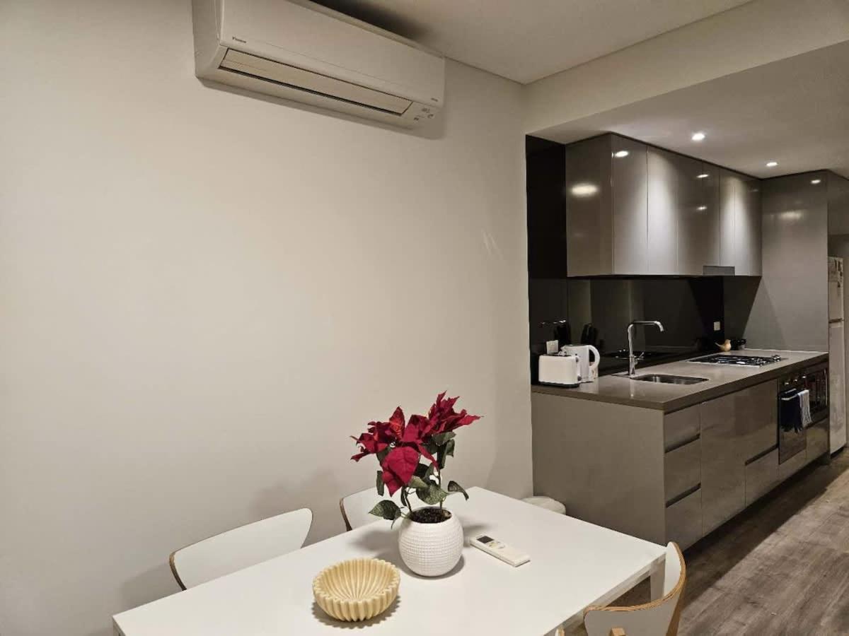 Sydney Chinatown 1BR 023 Walk to Darling Harbour - B&B Sydney