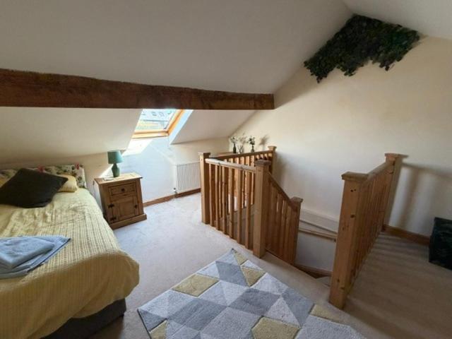 Cosy 1890s Home Nestled In Penistone - B&B Penistone
