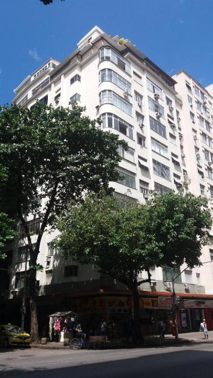 Amplo e Bem Iluminado 4 Suítes a 100m da Praia de Copacabana - B&B Rio de Janeiro