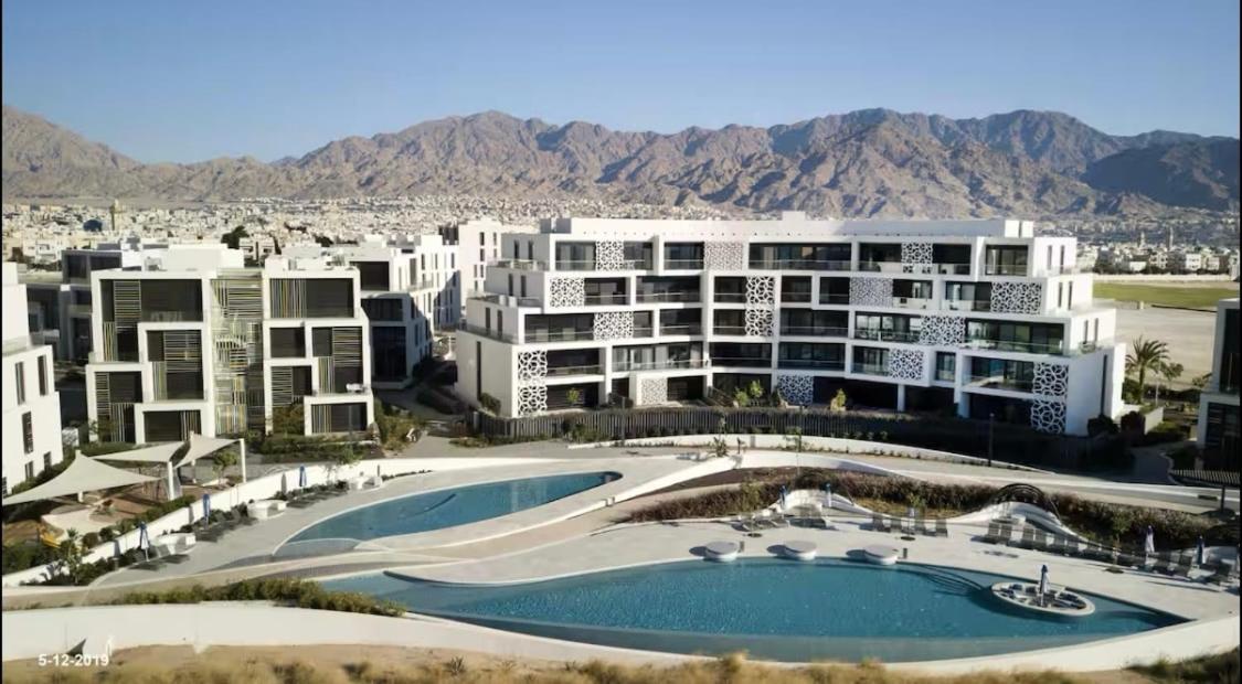 Ayla Oasis Luxury Chalets - Bed and Breakfast Akaba