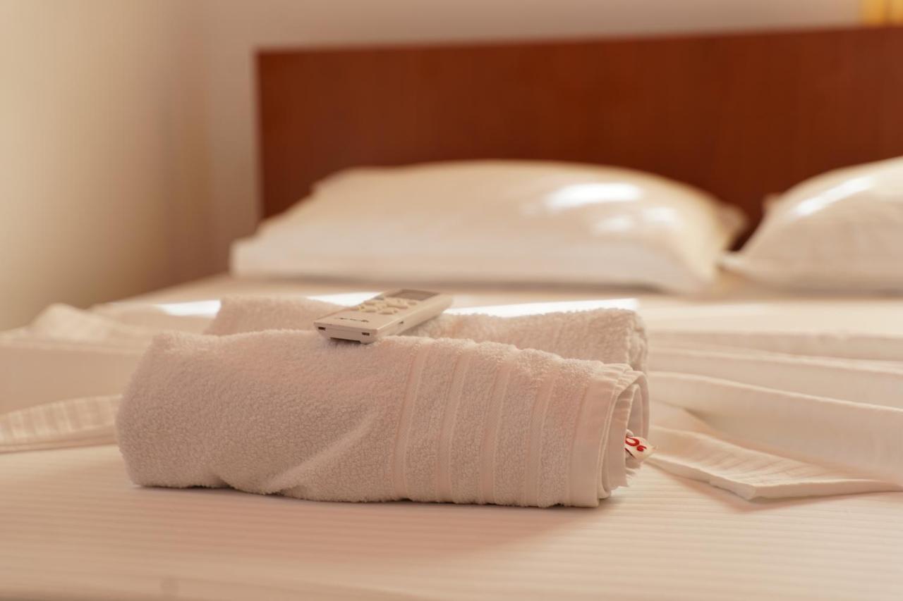 ARBERs aparthotel - B&B Durazzo