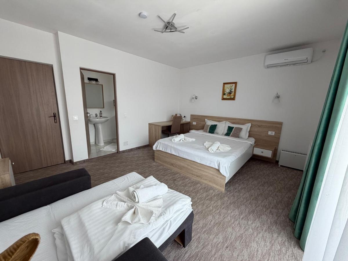Habitación Triple con balcón