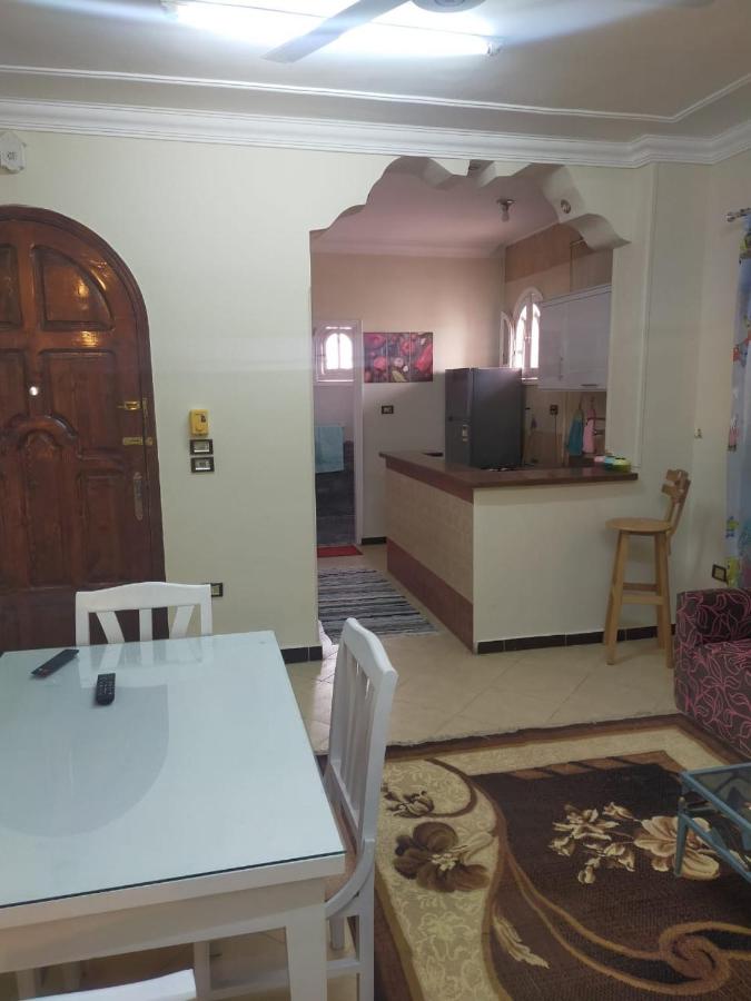 شقة السعادة - Bed and Breakfast Hurghada