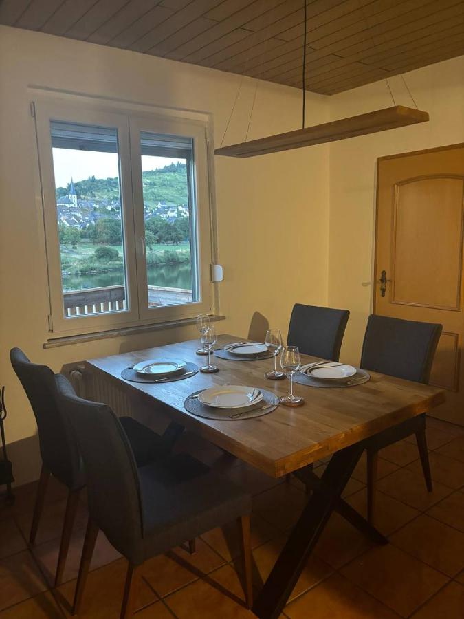 Ferienhaus zur Moselfähre NEU ab Juni 2026 - B&B Kröv