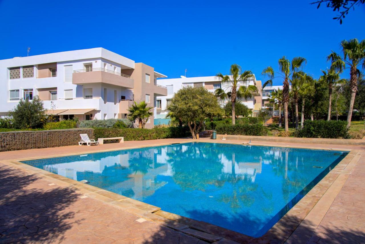 Appartement 2 BDR Avec Piscine et espace de jeux Immi Ouaddar - Chambres d'hôtes Imi Ouaddar