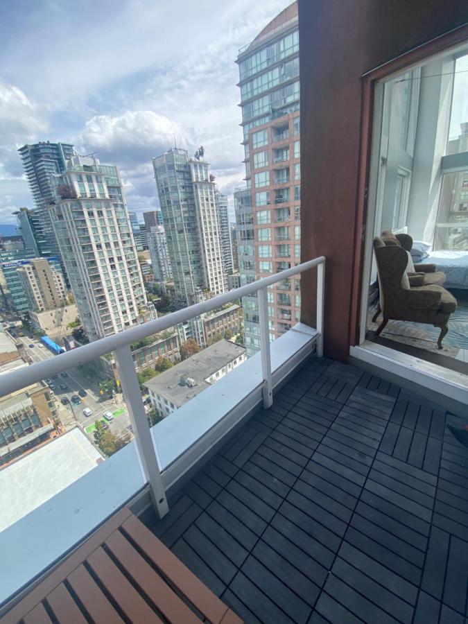 vancouver downtown city view close to amazon and microsoft - B&B Vancouver