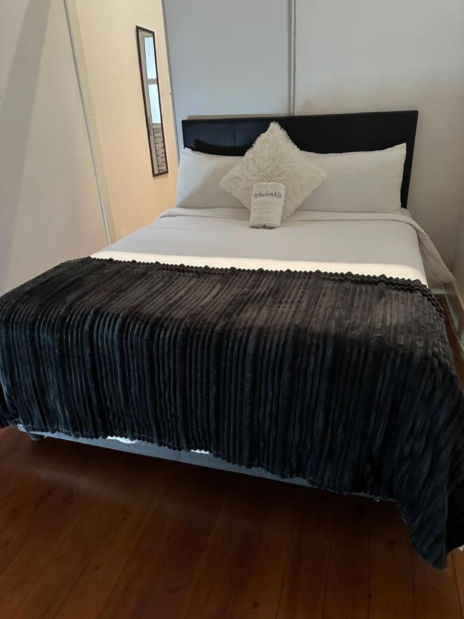 Zimmer mit Queensize-Bett