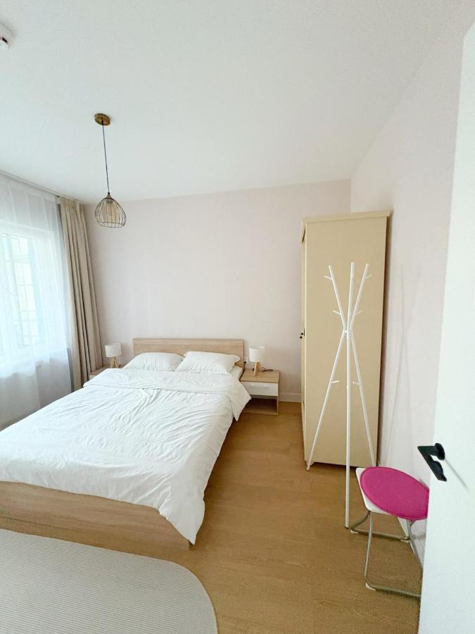 Central Chic Cozy new Apt - Bed and Breakfast Ulaanbaatar