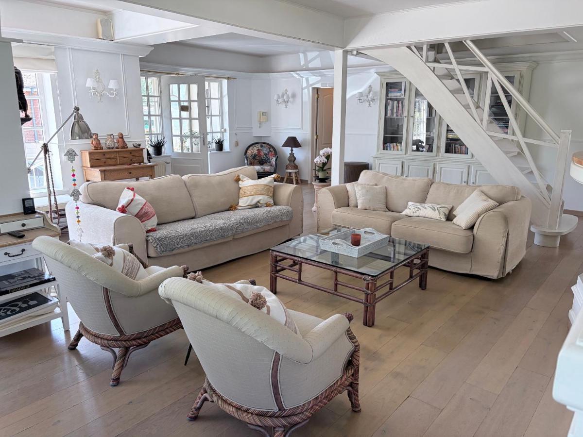 Cosy Cottage by Marleen met grote tuin - B&B Nieuwpoort