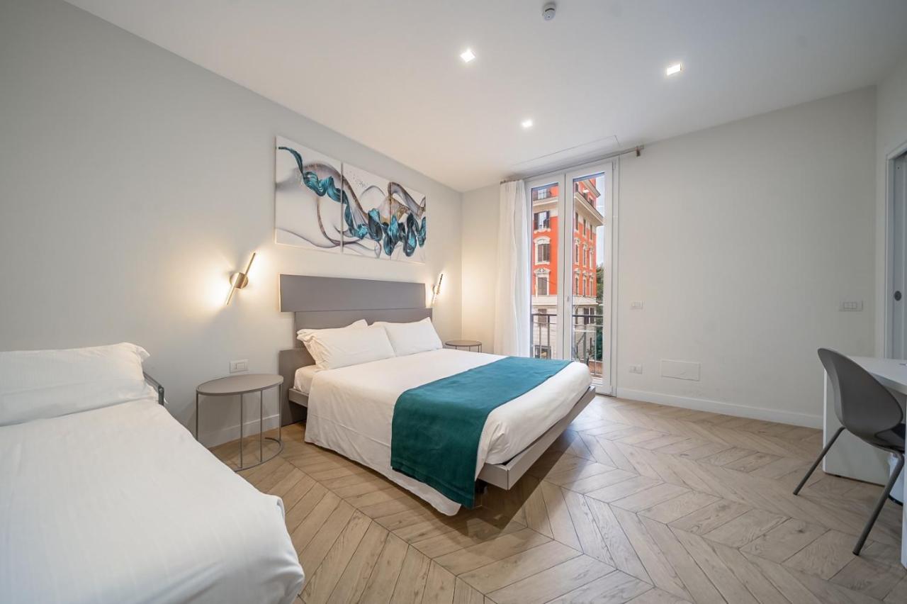 Deluxe Double Room with Extra Bed