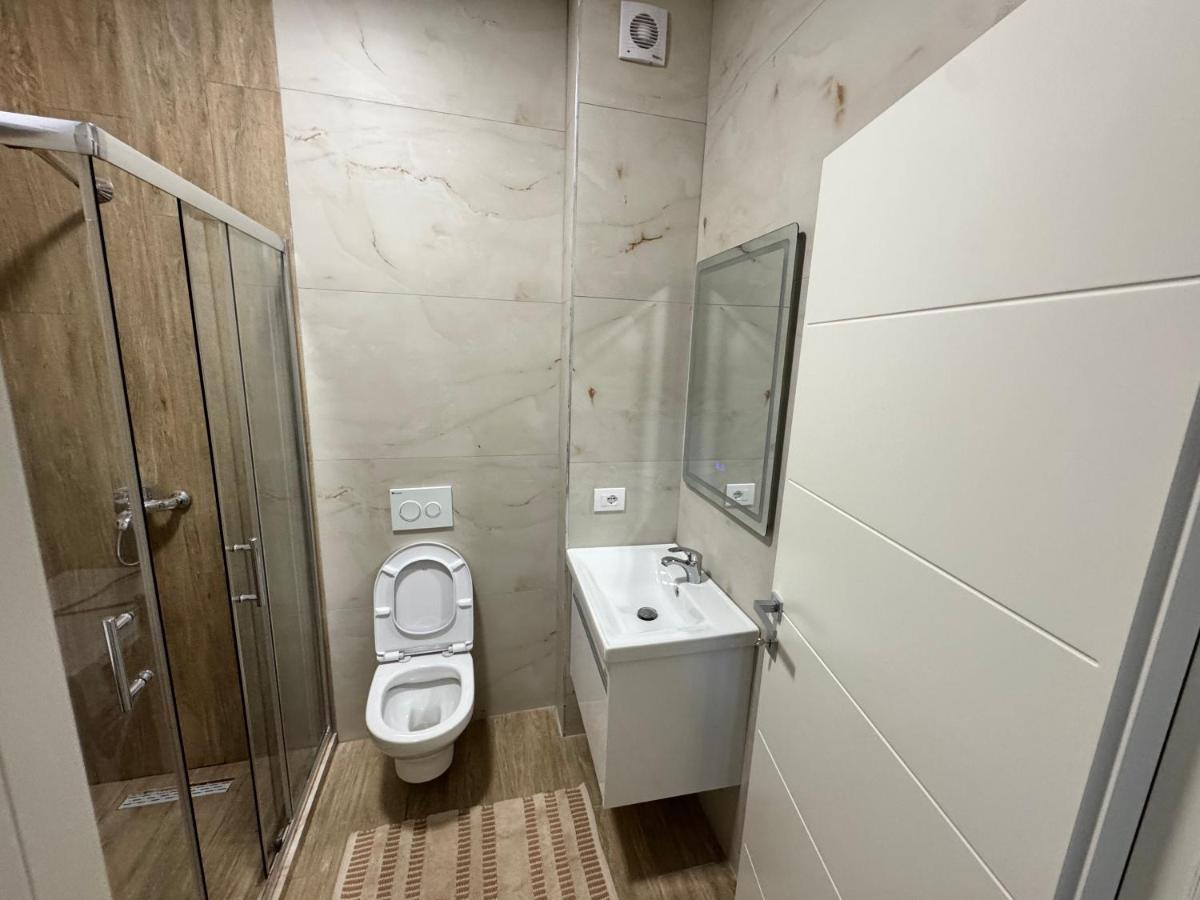 EON Beach Apartment Golem - Chambres d'hôtes Golem