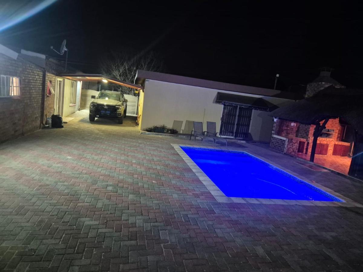 BK Guest Lodge - B&B Vanderbijlpark