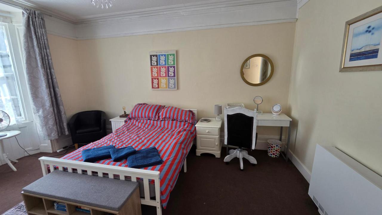 The Red House - B&B Weymouth