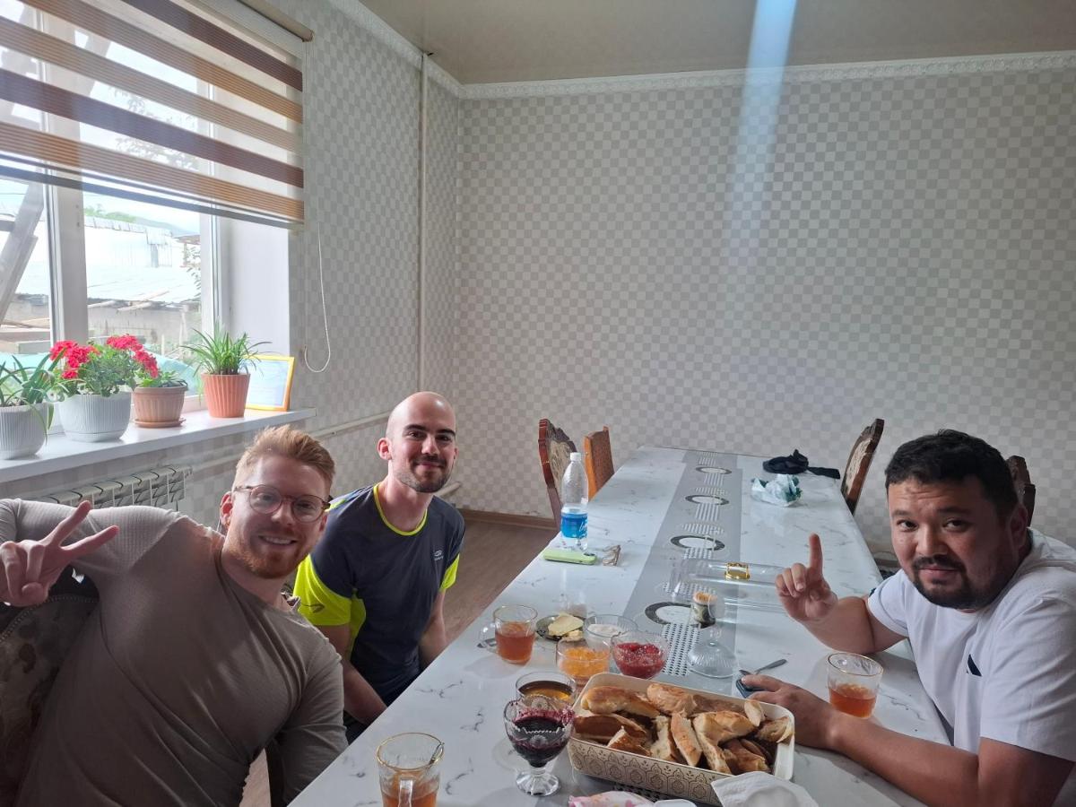Vierpersoonskamer met Gedeelde Badkamer
