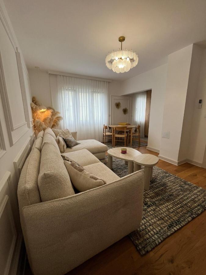 Modern Cozy 1Bdr Stay in Niksic Center - Ferienwohnung Nikšić