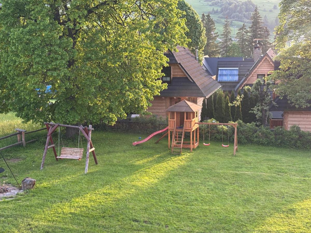 Villa Szarotka - B&B Dzianisz