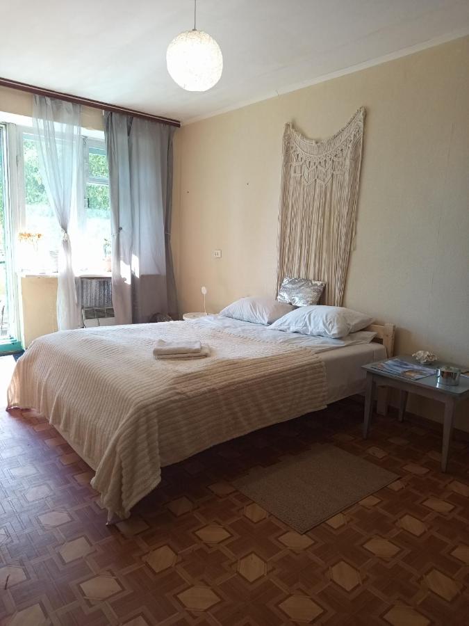 Квартира над Парусом - Bed and Breakfast Zhmerynka