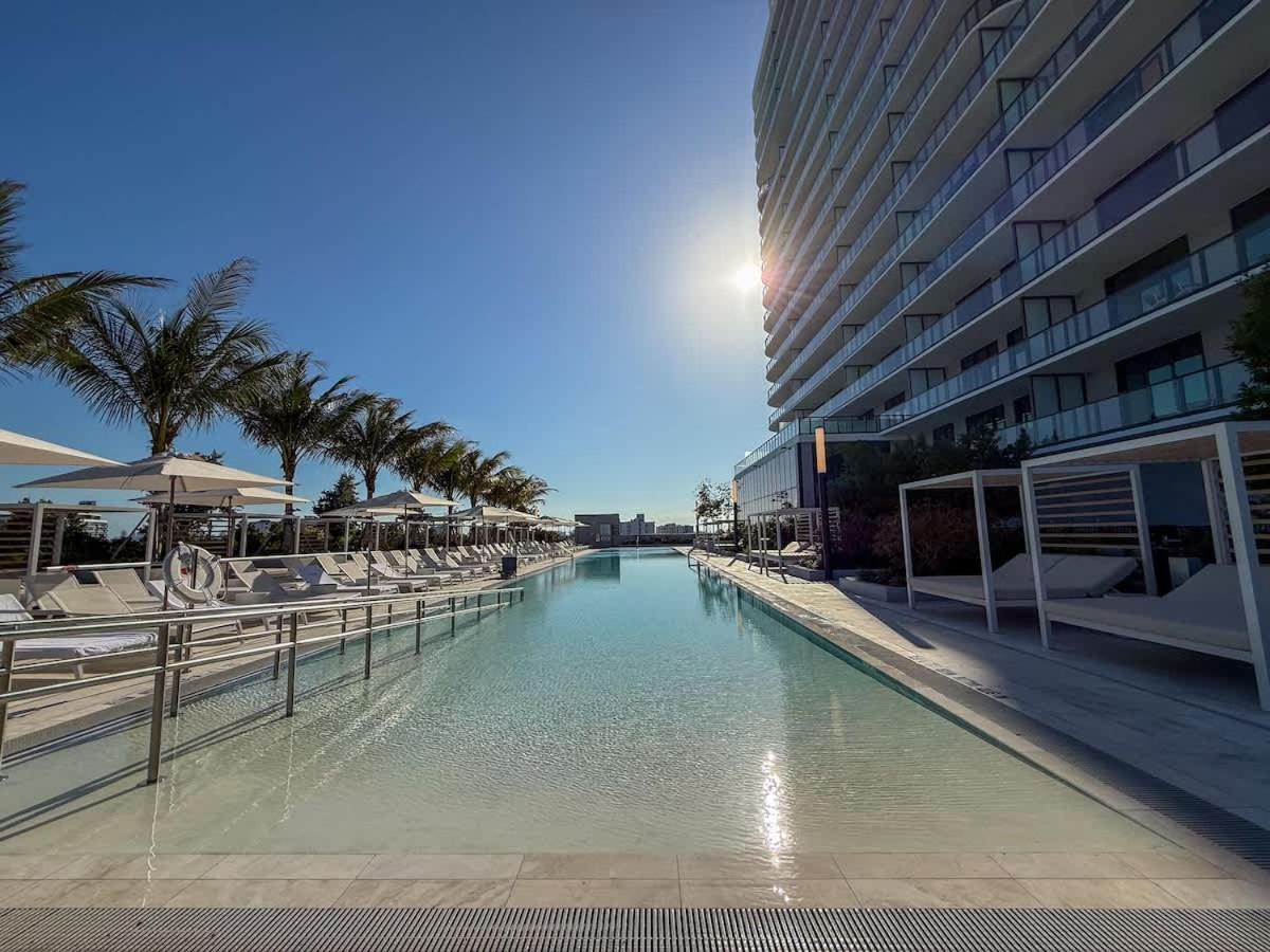 Luxury View-Walk to beach! - Ferienwohnung Miami Beach