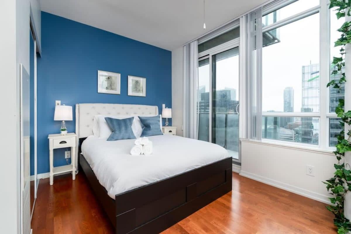 Central and Cozy 1BD 1BA Downtown Condo - Ferienwohnung Toronto